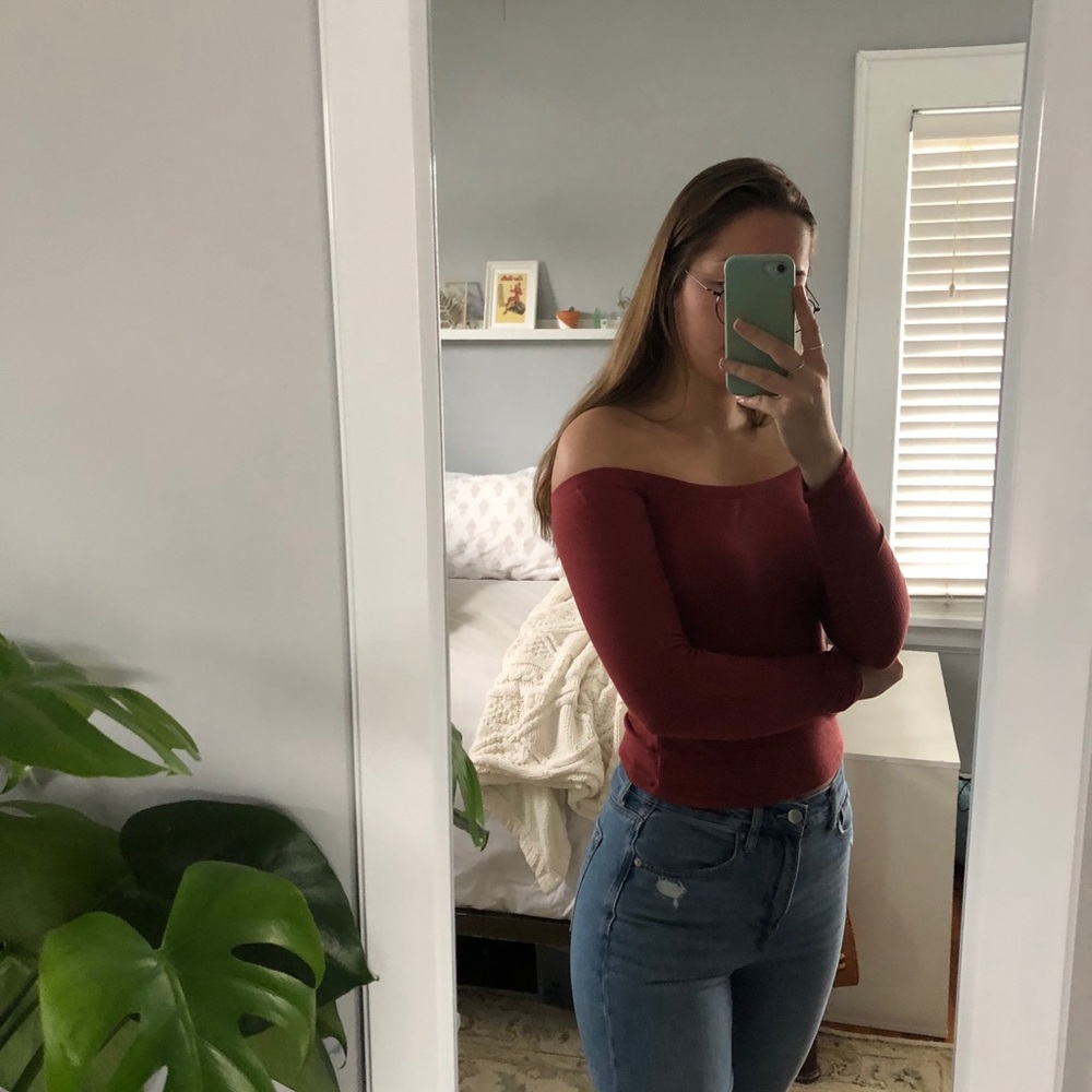 F21 Rust Off Shoulder Top - Picture 4 of 8